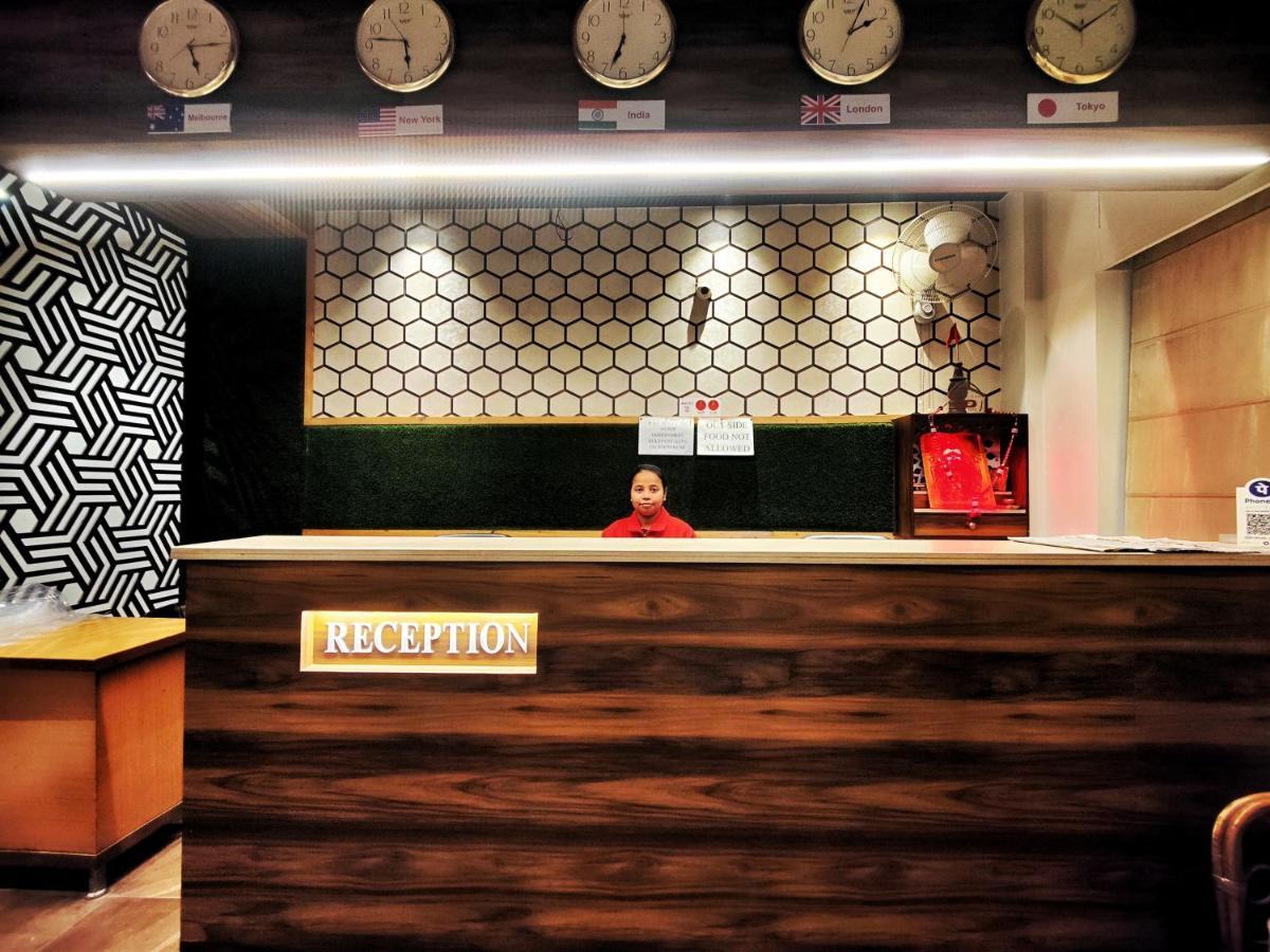 Hotel 21 Next To Chd Railway Station Chandīgarh Esterno foto